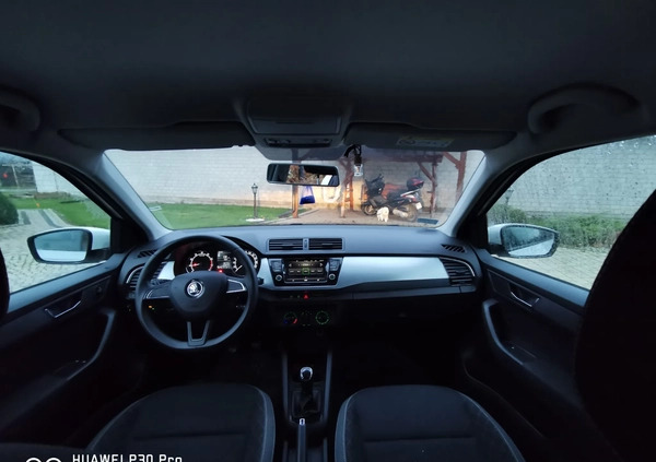 Skoda Fabia cena 43900 przebieg: 130000, rok produkcji 2020 z Brześć Kujawski małe 22
